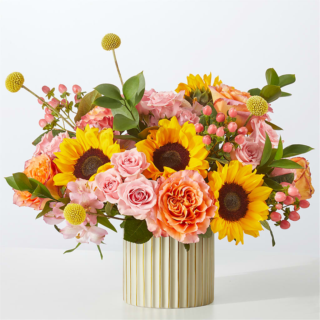 Sun's Out Bouquet – T & T FLORAL, Kingsley MI
