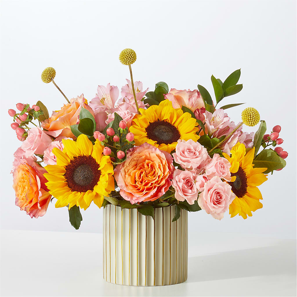 Sun's Out Bouquet – T & T FLORAL, Kingsley MI