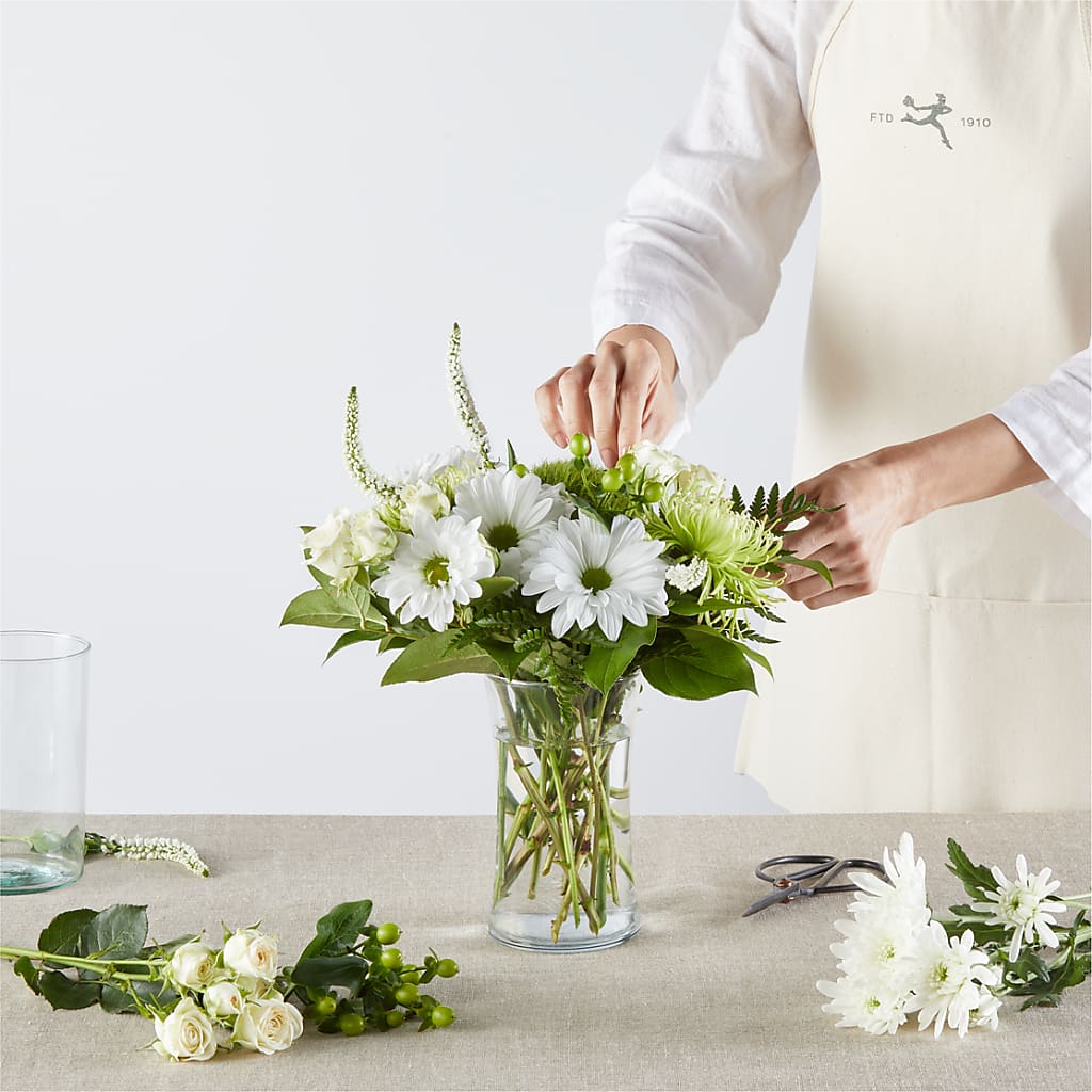 Irish Garden - A Florist Original – T & T FLORAL, Kingsley MI