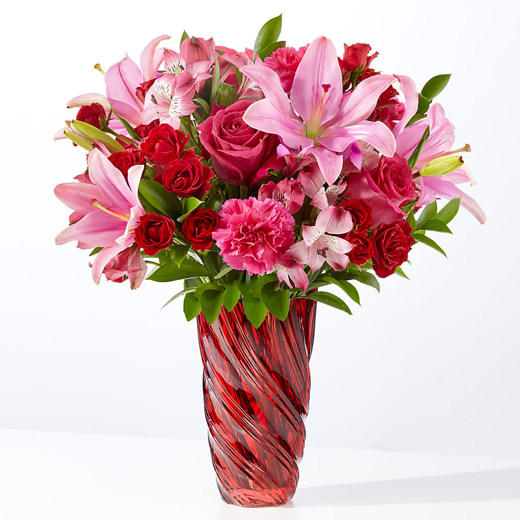 In Love Bouquet with Luxe Swirl Vase – T & T FLORAL, Kingsley MI