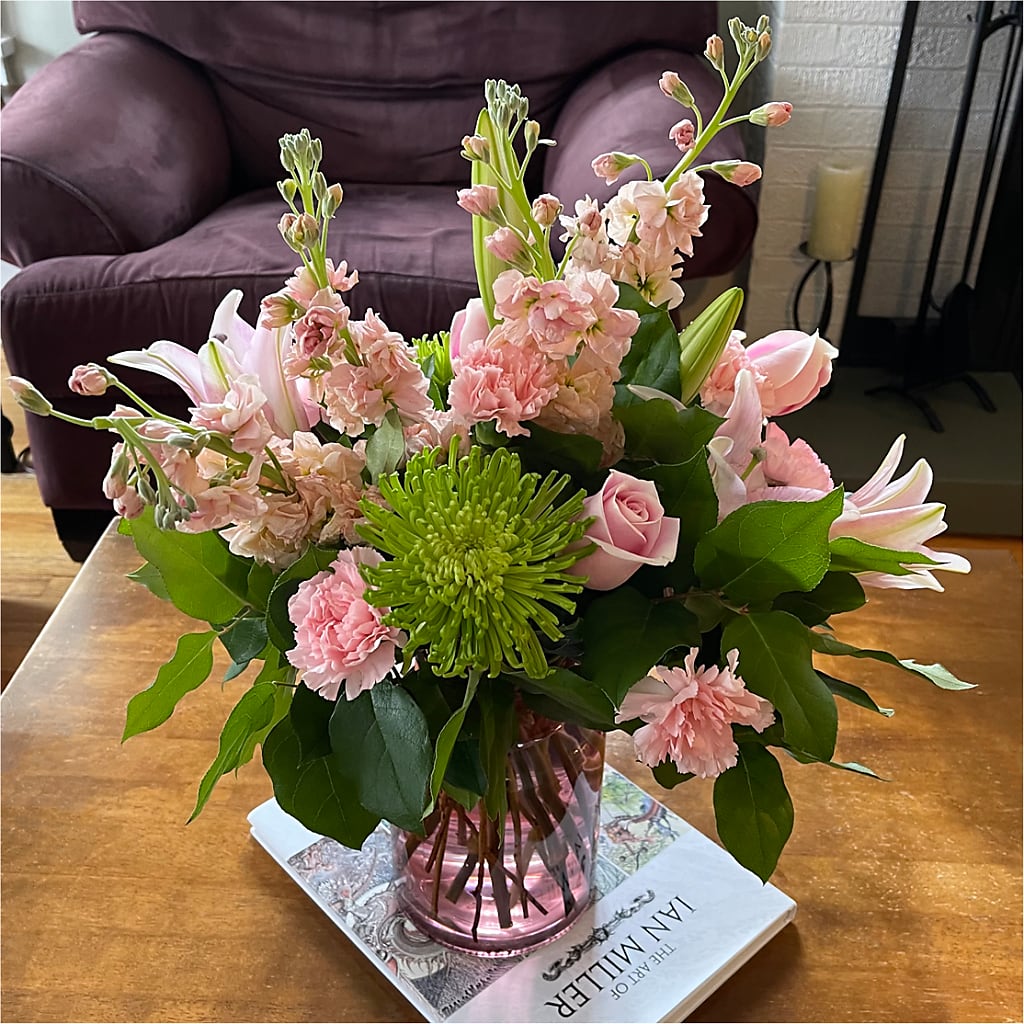 Pretty in Pink Bouquet – T & T FLORAL, Kingsley MI