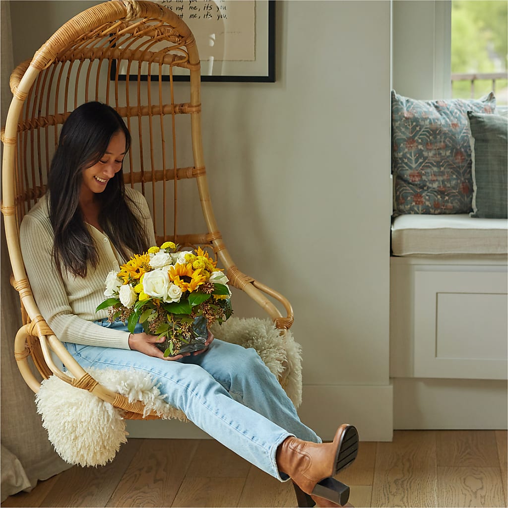 Luminous Morning Bouquet – T & T FLORAL, Kingsley MI