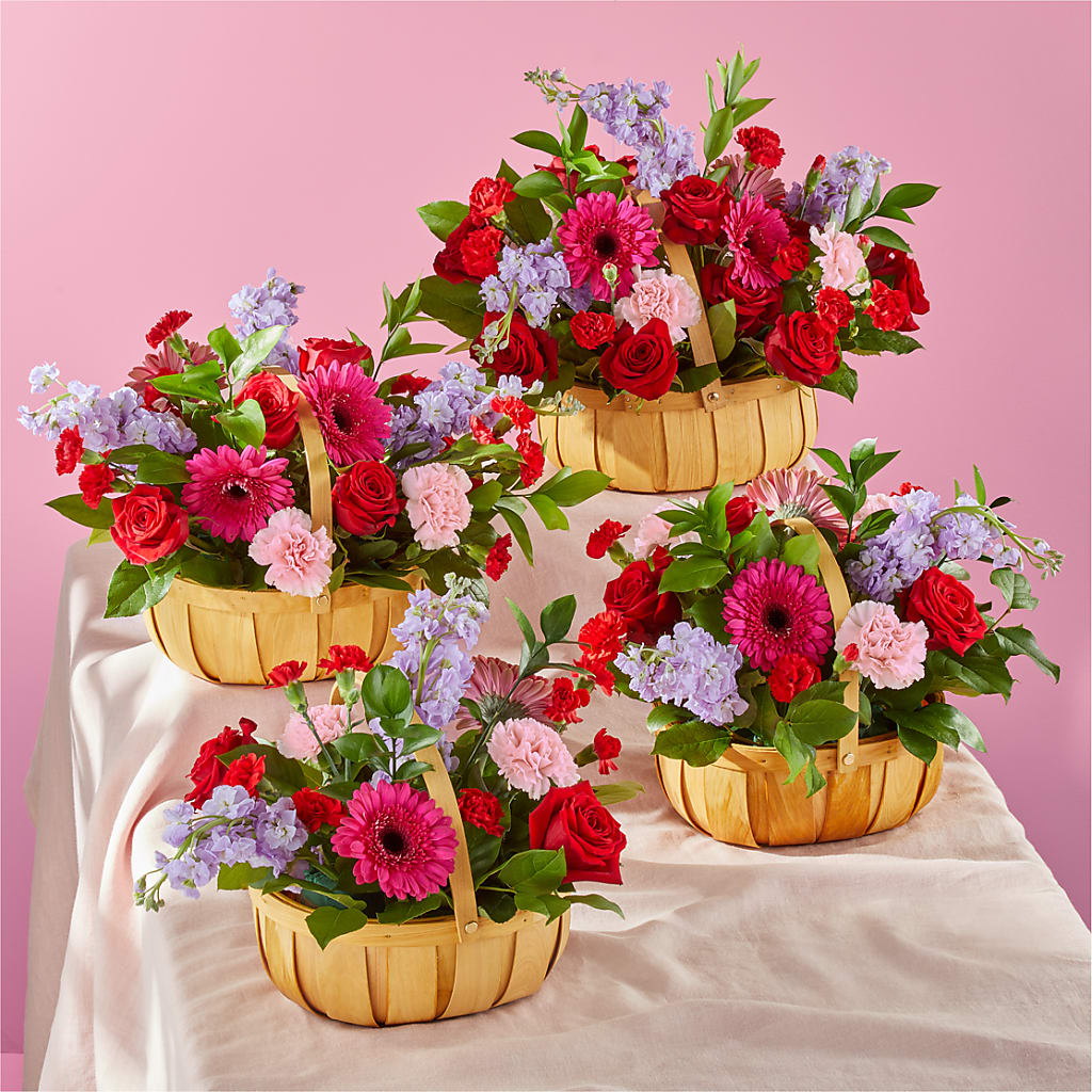 Pink Picnic Basket – T & T FLORAL, Kingsley MI