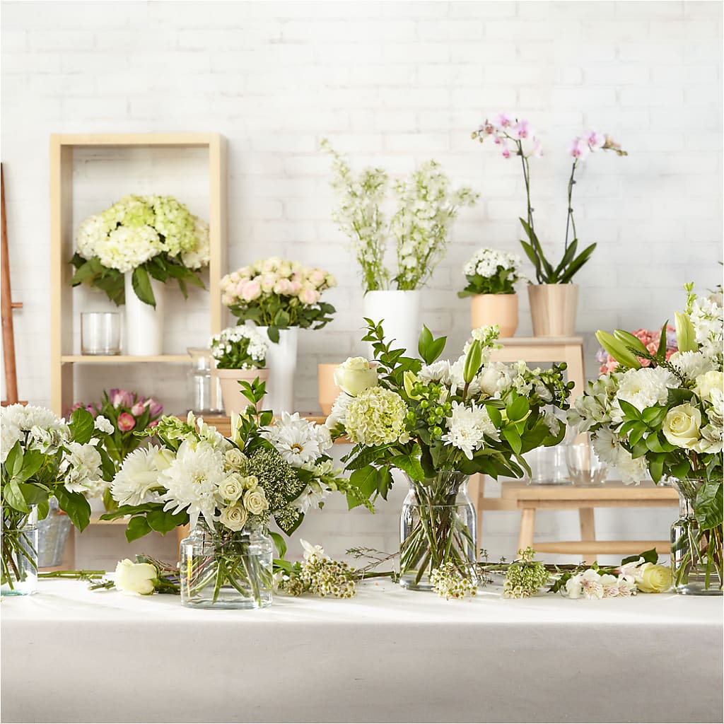 Classic Ivory – A Florist Original – T & T FLORAL, Kingsley MI