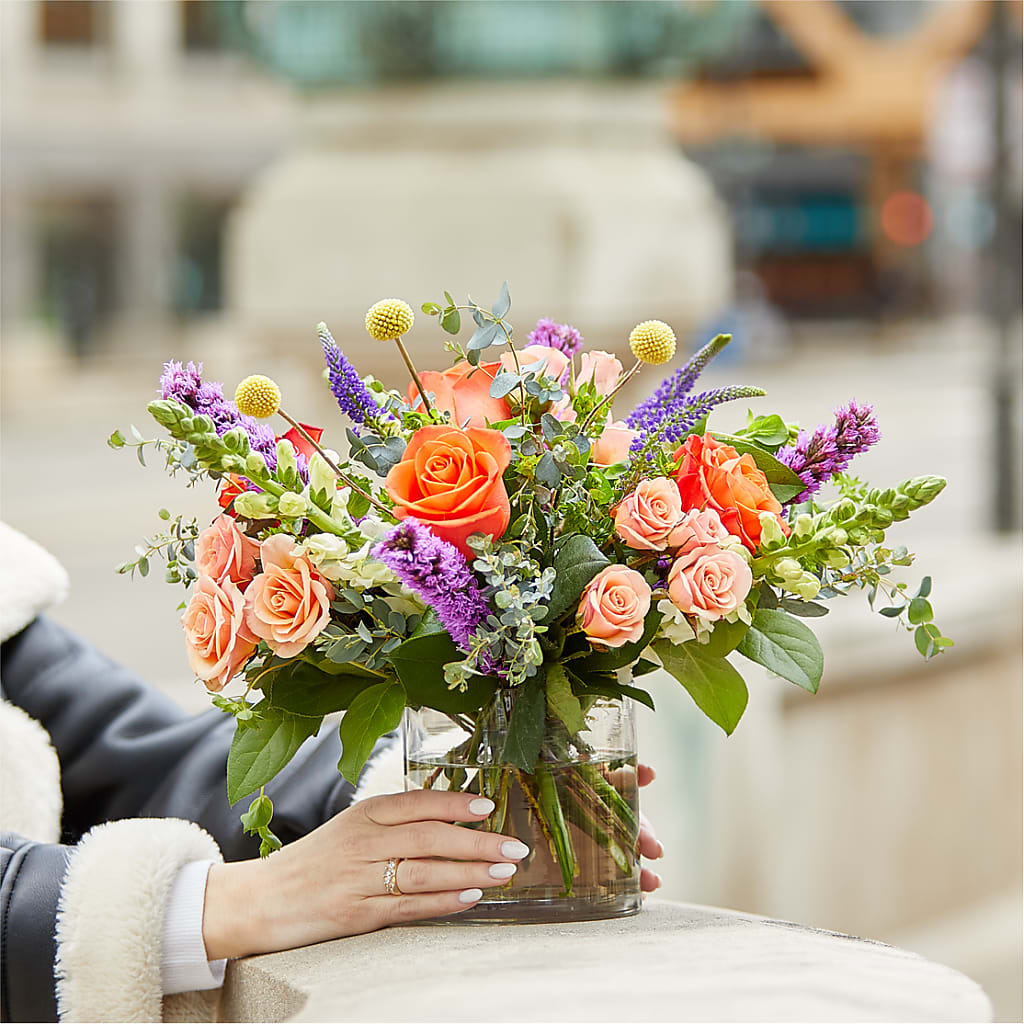 The Standout Bouquet – T & T FLORAL, Kingsley MI