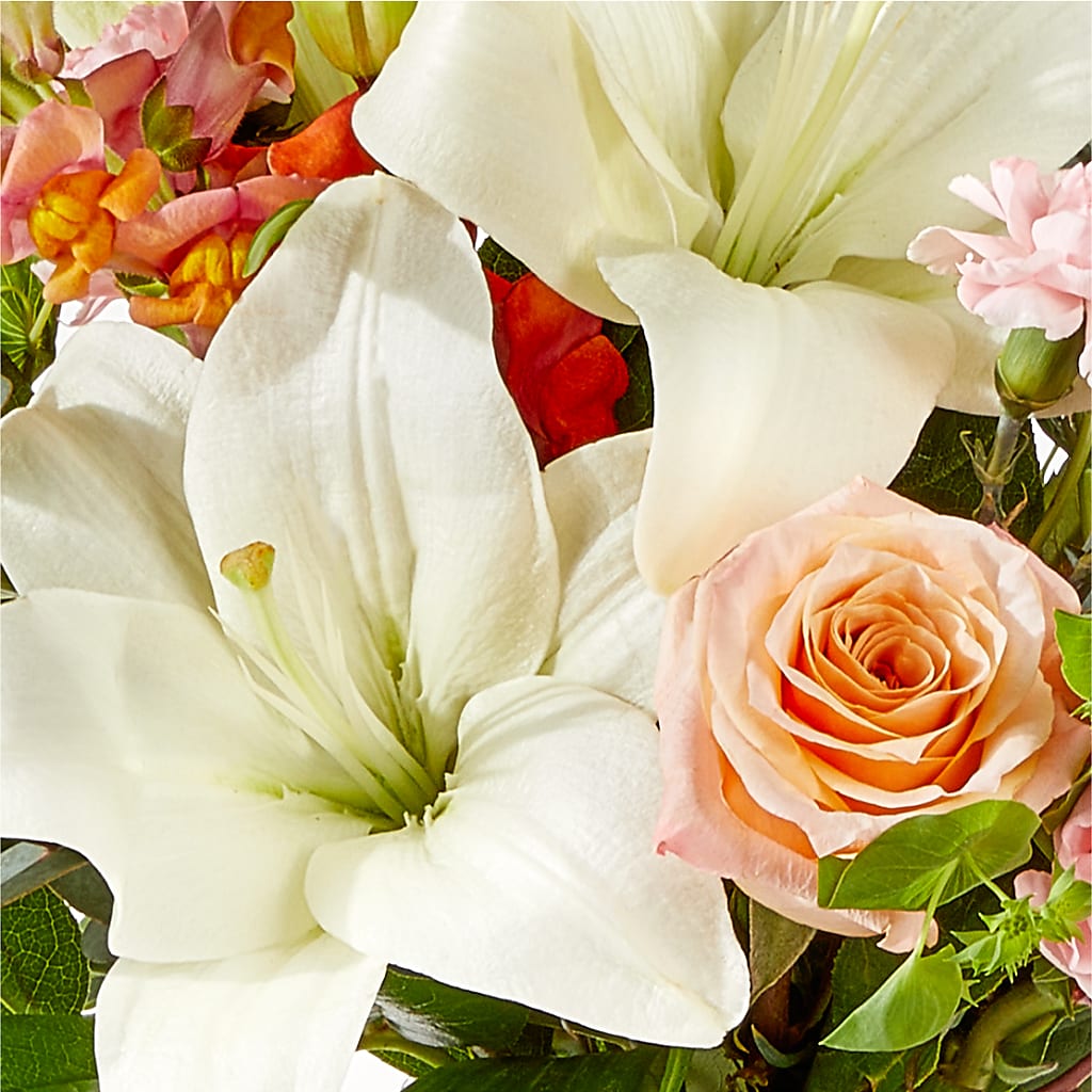 Grapefruit Splash Bouquet – T & T FLORAL, Kingsley MI