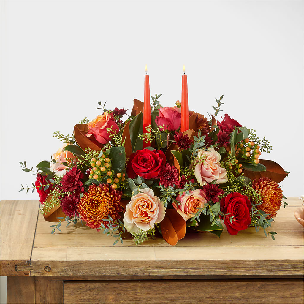 Gather Near Centerpiece – T & T FLORAL, Kingsley MI