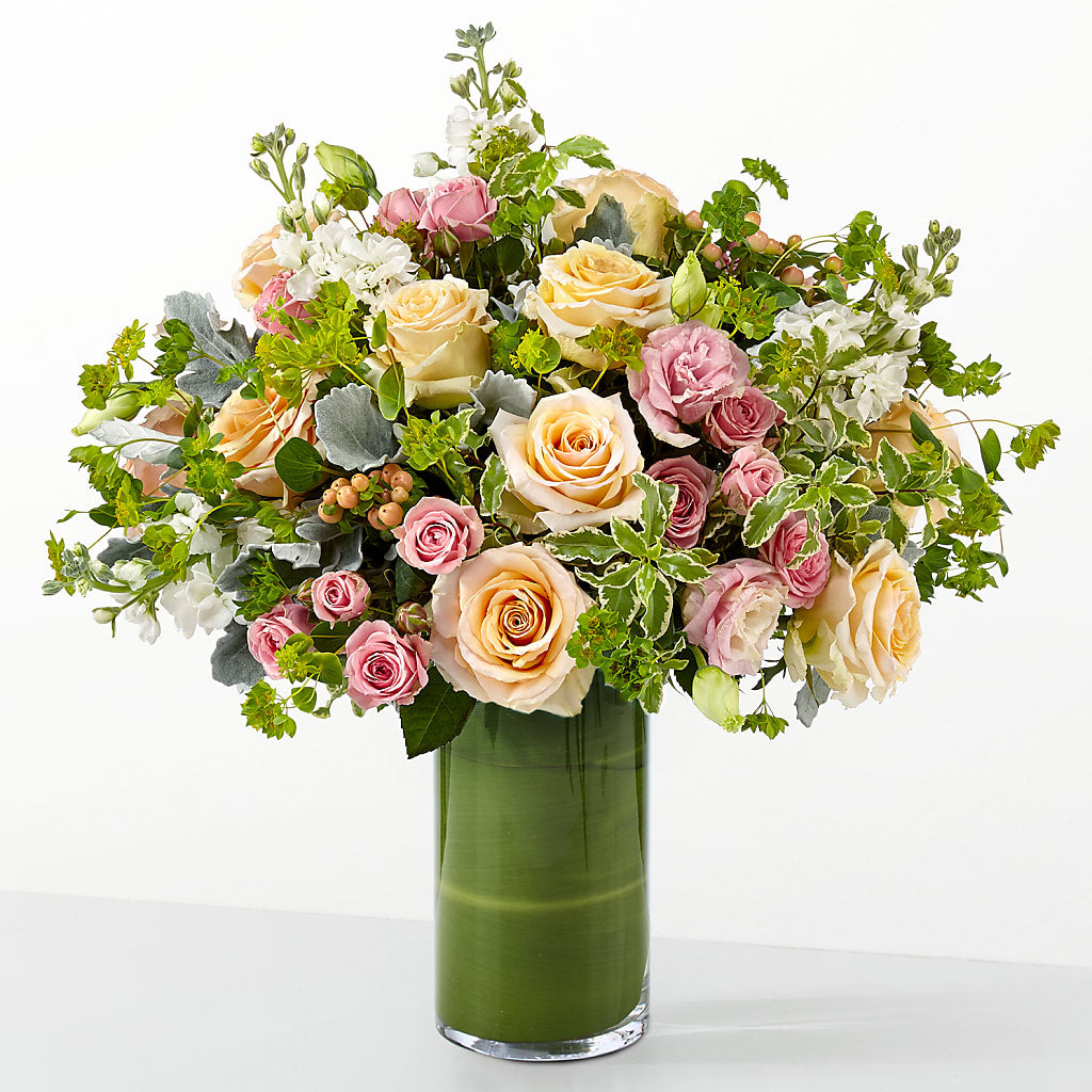 The Glamour Shot – T & T FLORAL, Kingsley MI