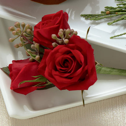 Red Spray Rose Boutonniere – T & T FLORAL, Kingsley MI