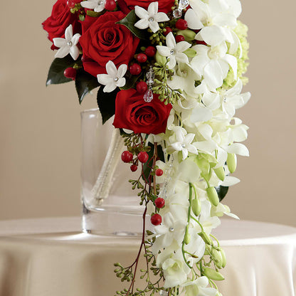 Here Comes the Bride Bouquet – T & T FLORAL, Kingsley MI